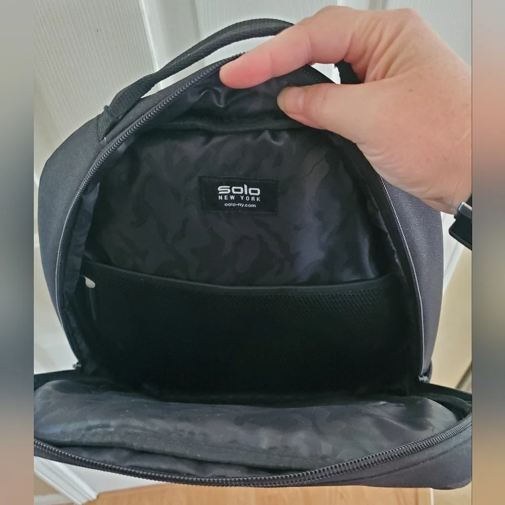 Solo New York Gravity A/D 15.6 inch Backpack
